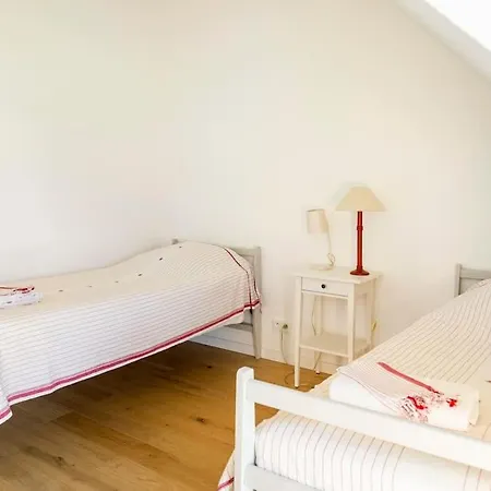 Holiday home Country House, Heated Pool, Nordic Bath And Great Views Couzon